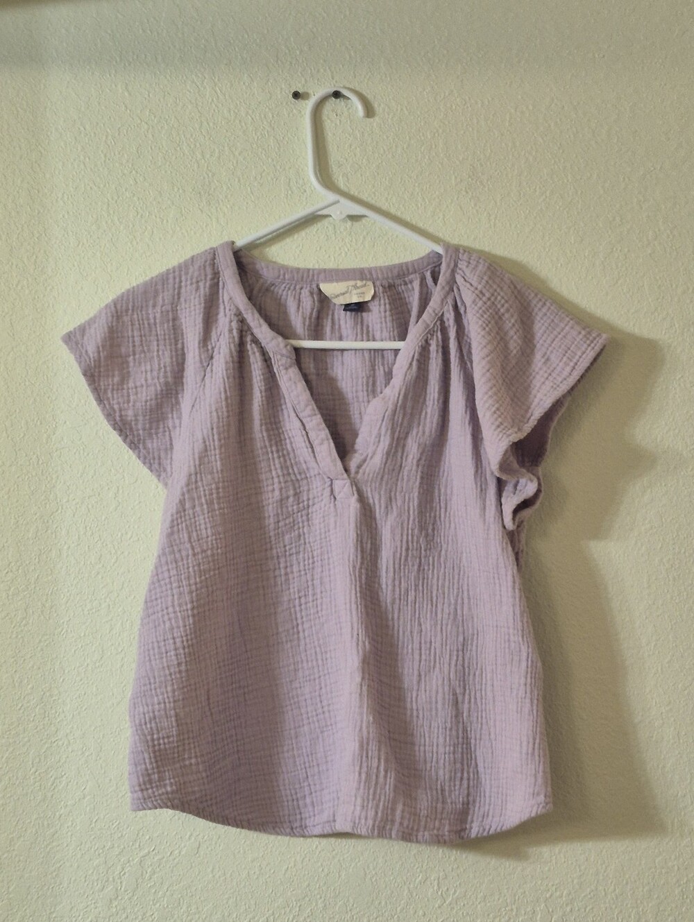 Universal Thread Light Lavender V-Neck Short Sleeve Blouse